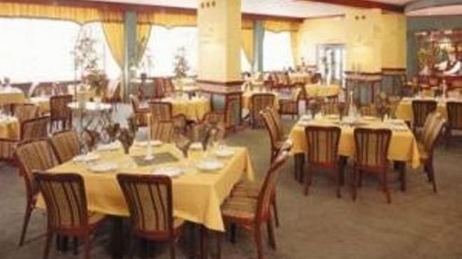 Hotel Mieszko Gorzów Wielkopolski Étterem fotó